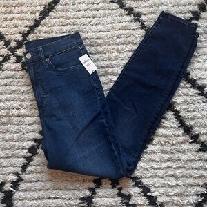 GAP NWT True Skinny Sky High Classic Blue Women's Jeans
